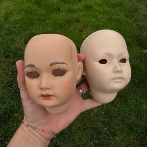 Pair Of Head Only Simon & Halbig Two Head Molds 1329 Porcelain Bisque Germany.